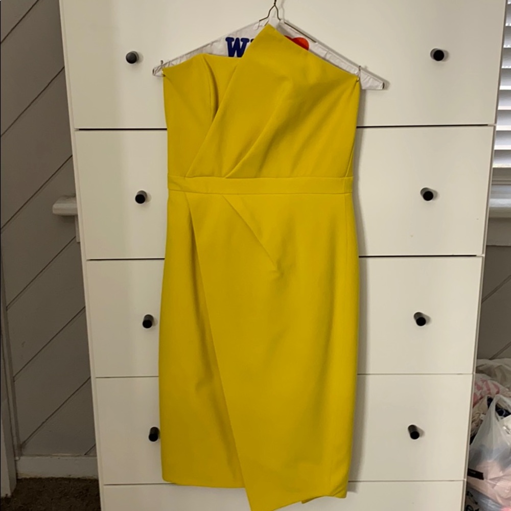 Yellow dress